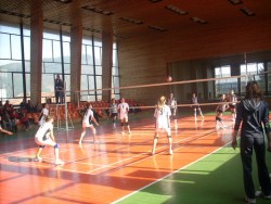 Етрополе е на четвърто място от 12 отбора по волейбол